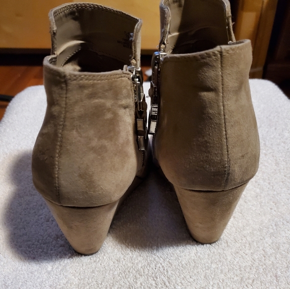 Wedge boots - Picture 2 of 3
